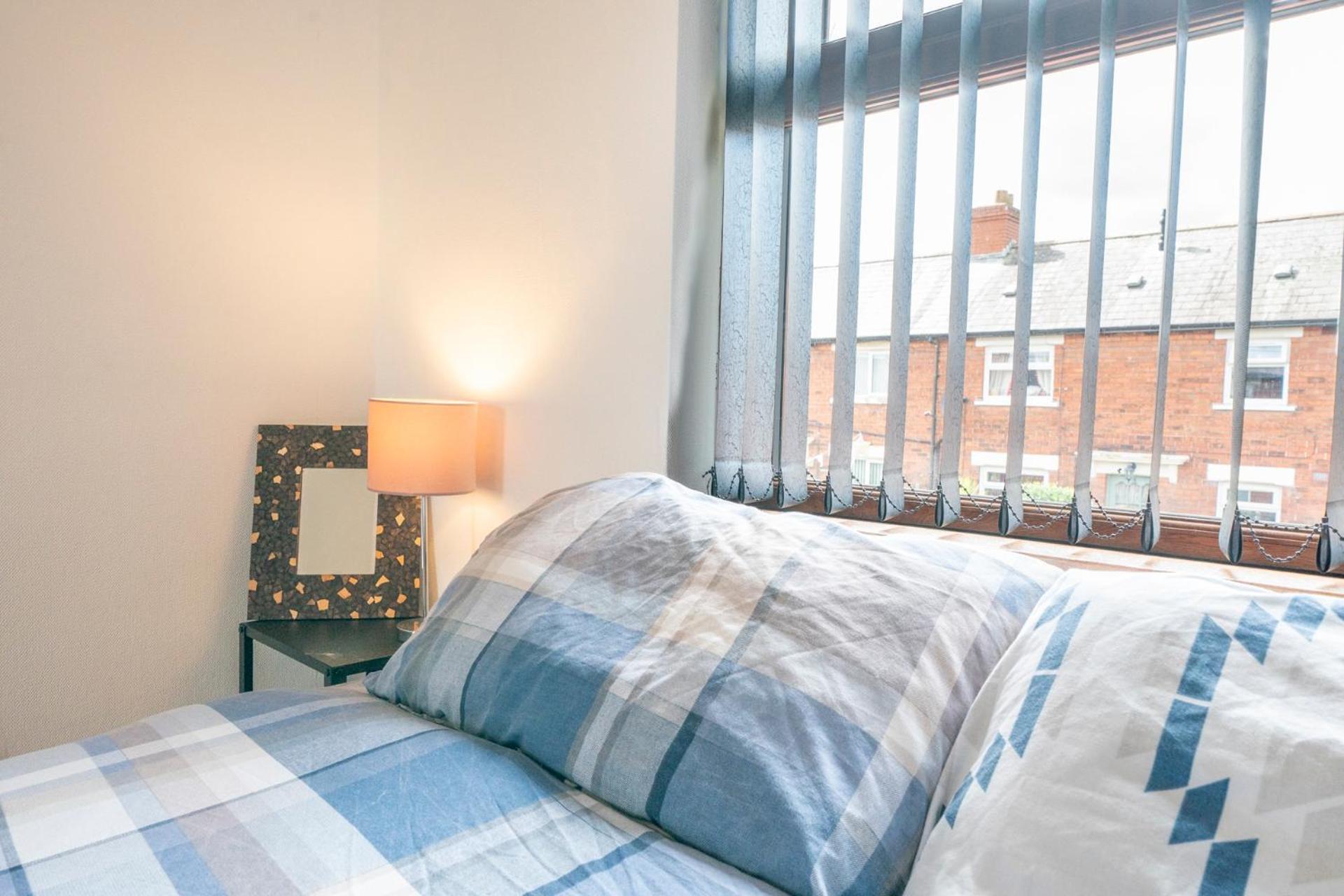 Modern 3 Bedroom House Close To Ferry And City Centre 벨파스트 외부 사진